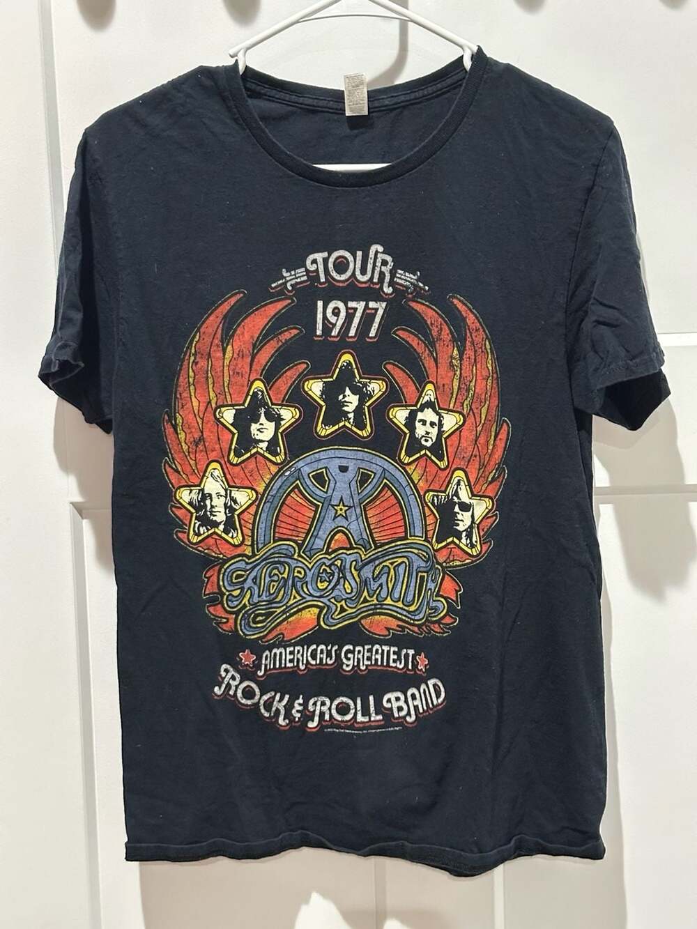 Aerosmith Tour 1977 America's Greatest Rock & Roll Band T-Shirt adult medium